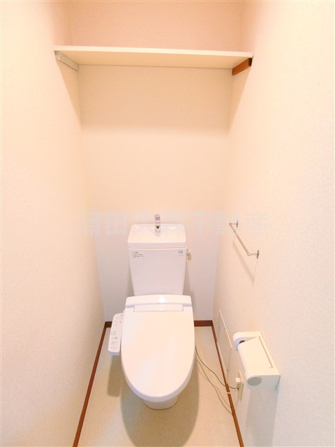トイレ　トイレ　温水洗浄便座付き