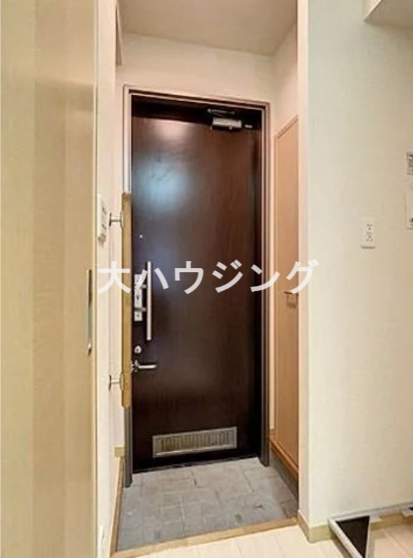 グランベルドールの玄関写真