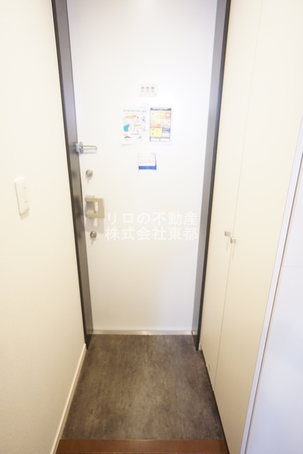 玄関　すっきりシンプルな玄関スペースです！