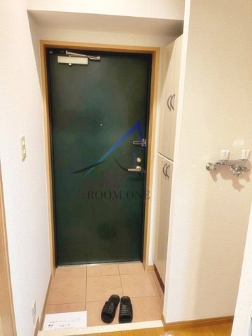 YSKIIIマンションの玄関写真