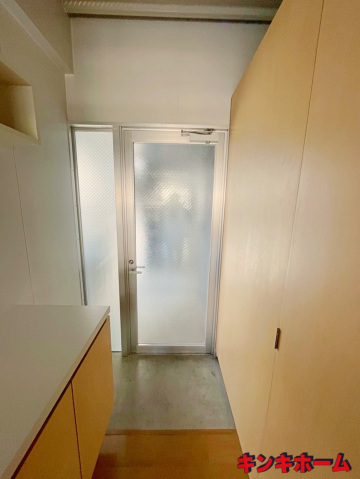 玄関　写真は別のお部屋です。※現況を優先
