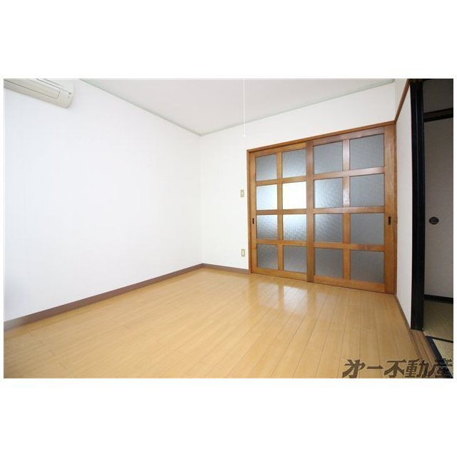 居室・リビング　洋室