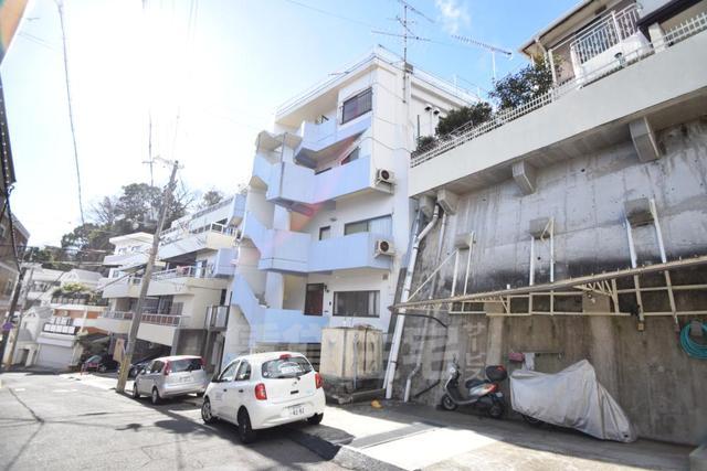 神戸市灘区篠原台のマンションの建物外観