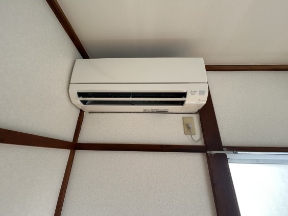 その他設備　エアコンついています