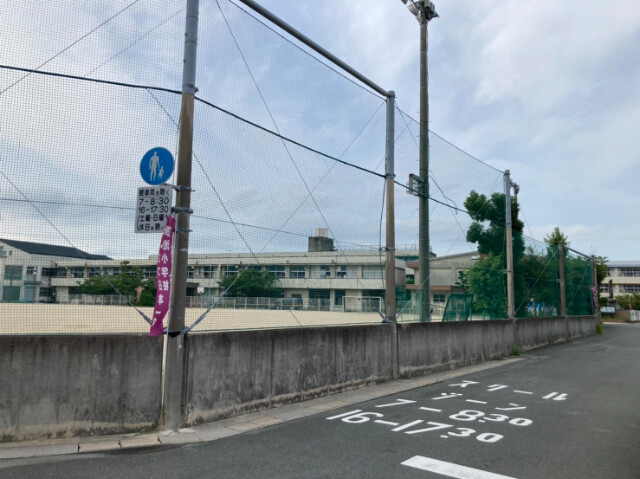 中学校　柳川市立蒲池中学校（中学校）まで1640m