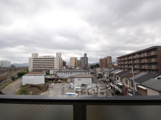 【京都市下京区梅小路高畑町のマンションの眺望】