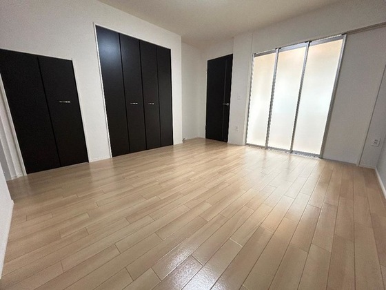 居室・リビング　※別部屋の写真です