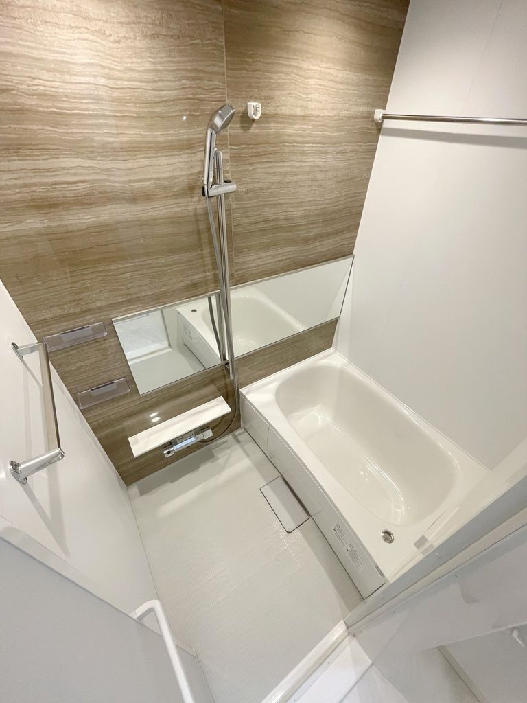 バス・シャワールーム　バス