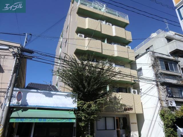 プレアール野田屋町の建物外観