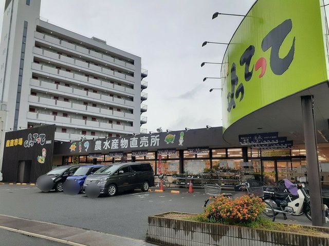 【泉佐野市葵町のアパートのスーパー】