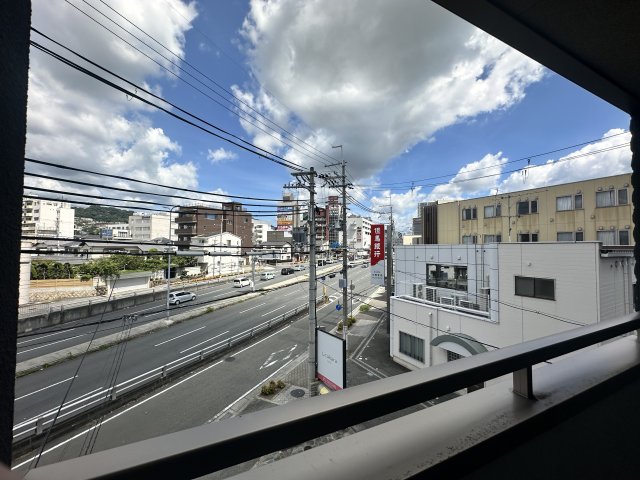 【川西市小花のマンションの眺望】