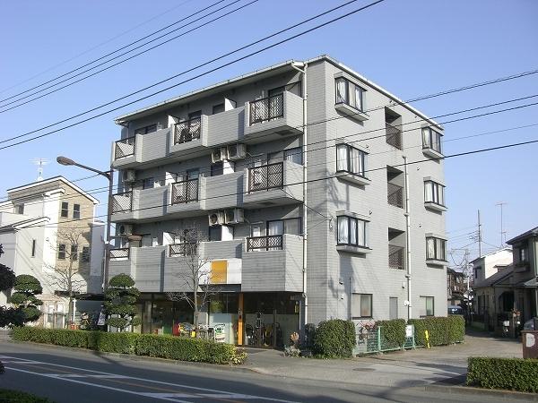 エクセレントの建物外観