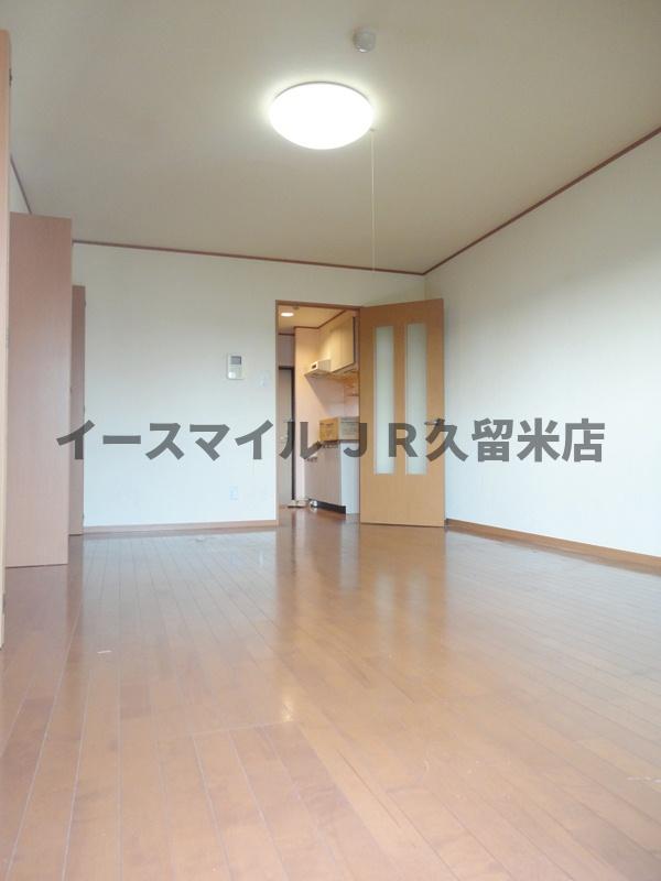 居室・リビング　居間です