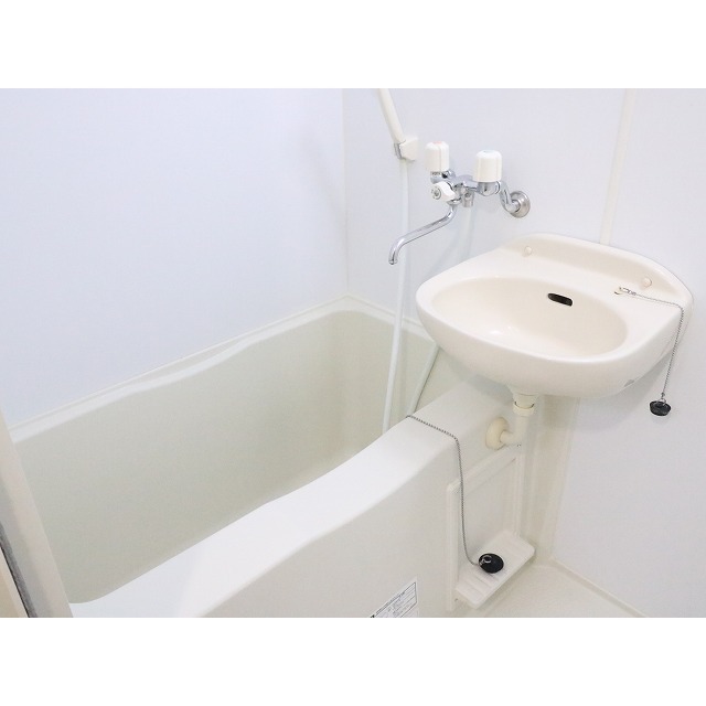 バス・シャワールーム　前回募集時の画像です