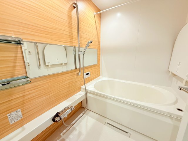 バス・シャワールーム　ゆったり過ごせるお風呂です