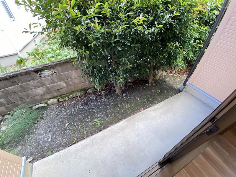 バルコニー　テラス