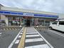 コンビニ　ローソン 東大阪俊徳町五丁目店（コンビニ）まで369m