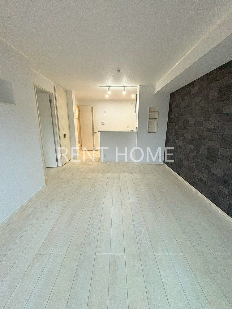 居室・リビング　内装きれいです。