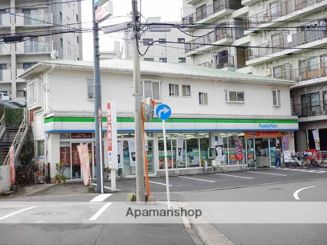 コンビニ　ファミリーマート折田鴨池二丁目店（コンビニ）まで288m