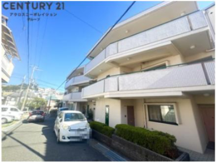 建物外観　居住者専用のごみ置き場があります。