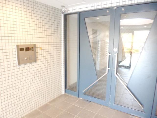 エントランス　★お問い合わせはタウンハウジング聖蹟桜ヶ丘店まで★