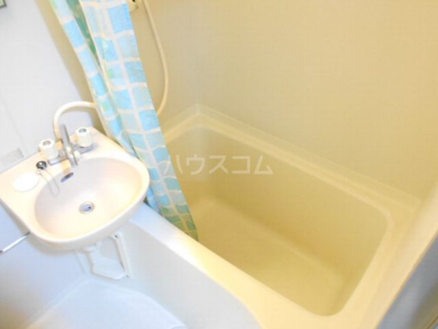 リバティホワイト_内装_2