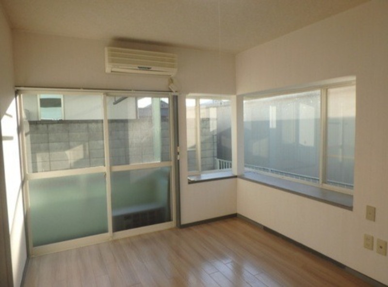 居室・リビング　図面と現状に相違がある場合には現状を優先