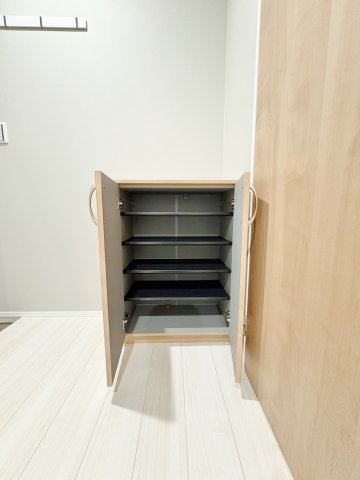 収納　※同仕様写真