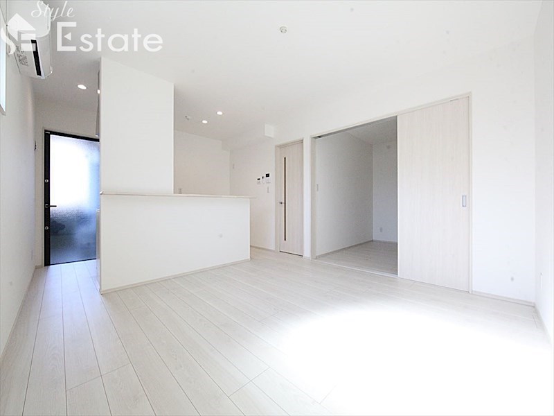 居室・リビング　内装