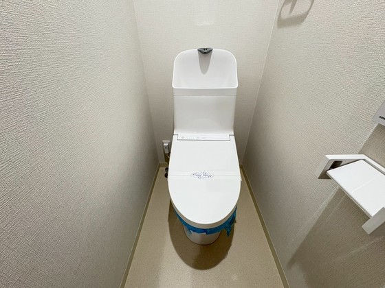 トイレ　※別部屋の写真です
