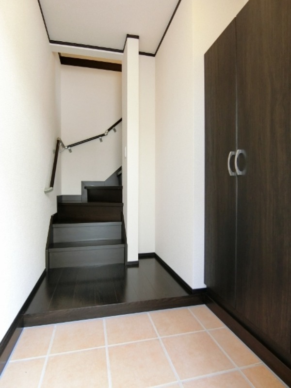 玄関　図面と現状に相違がある場合には現状を優先