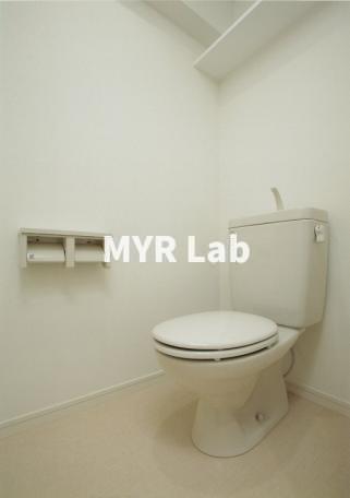 西鉄天神大牟田線 大橋駅 徒歩4分 6階建 築18年のトイレ写真