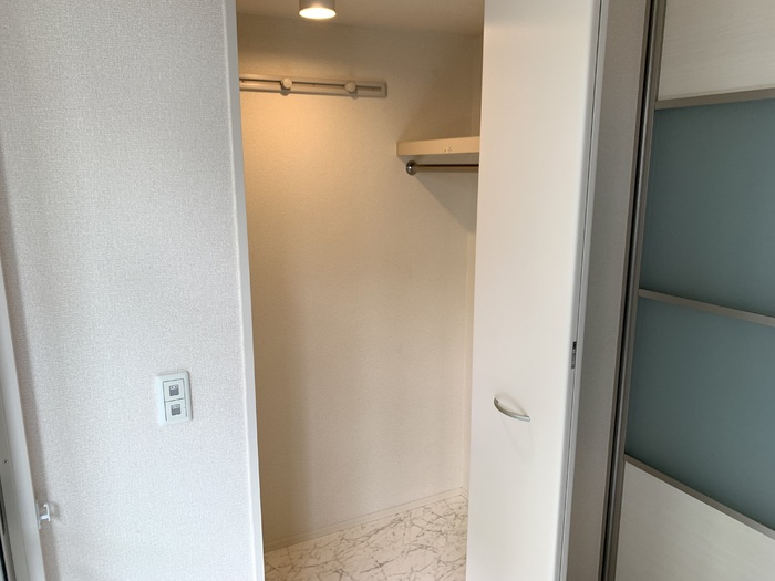 収納　別部屋参照