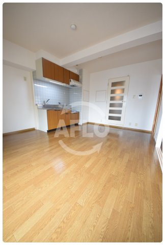 居室・リビング　堂ヶ芝壱番館　リビング