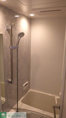 バス・シャワールーム　浴室　※同タイプ（201号室）の写真