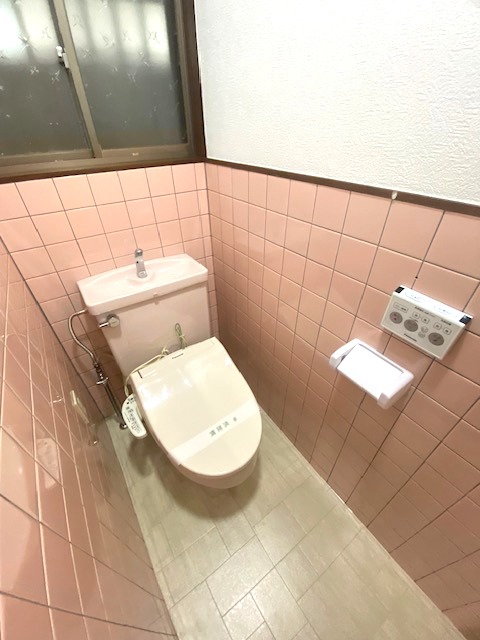 口田南4丁目のトイレ写真