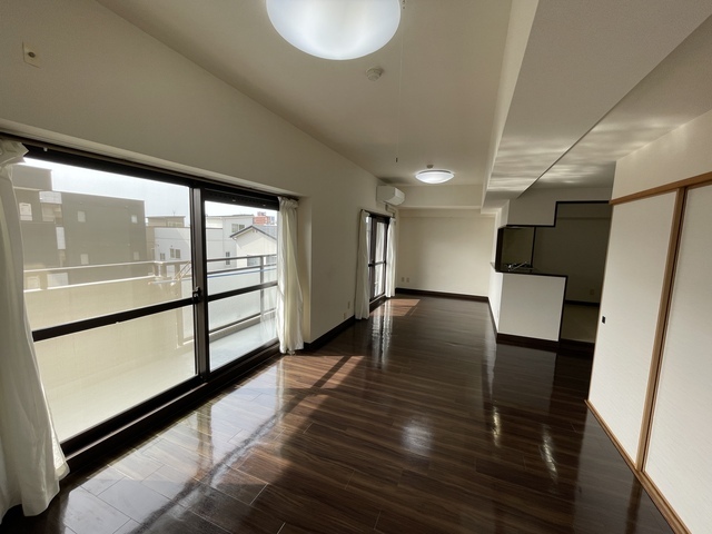 居室・リビング　リビング