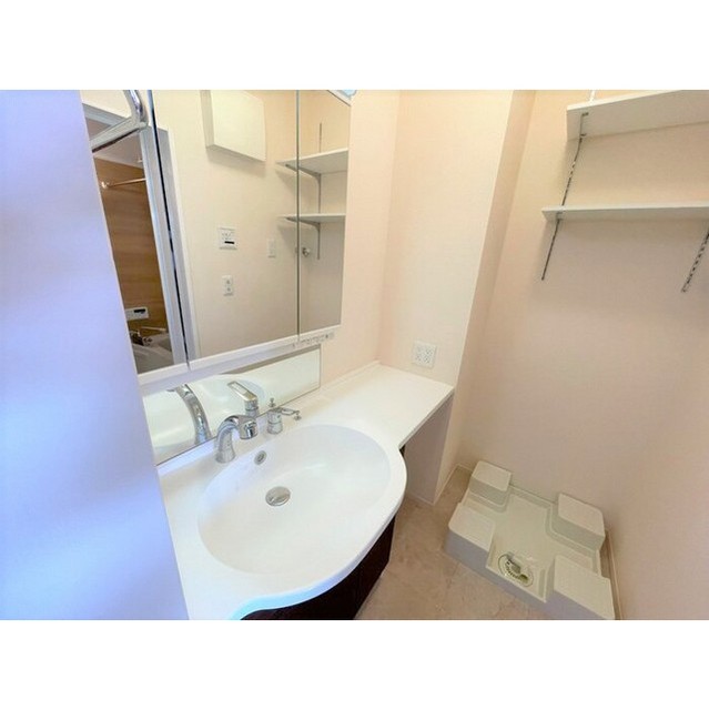 洗面設備　洗髪洗面化粧台