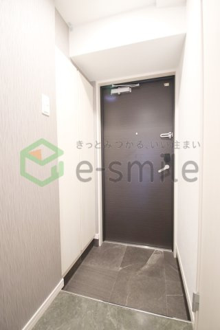 玄関　同シリーズ別物件の写真です