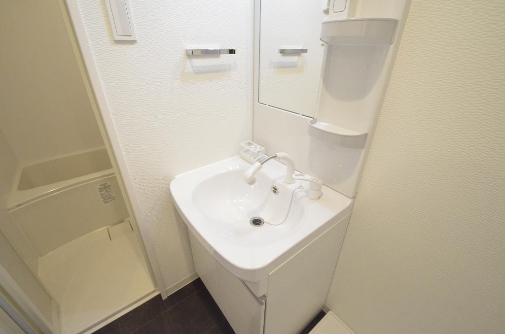 洗面設備　洗髪洗面化粧台