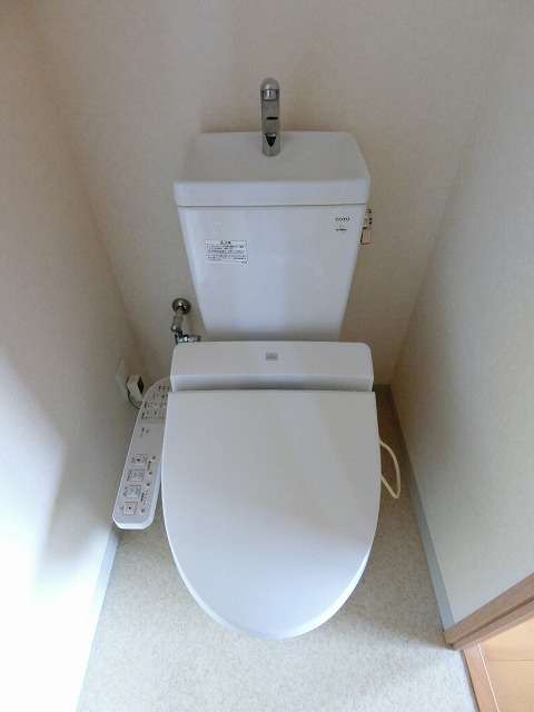 トイレ　★参考写真★以前募集時の室内写真