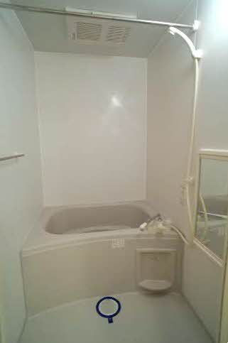 バス・シャワールーム　バスルーム