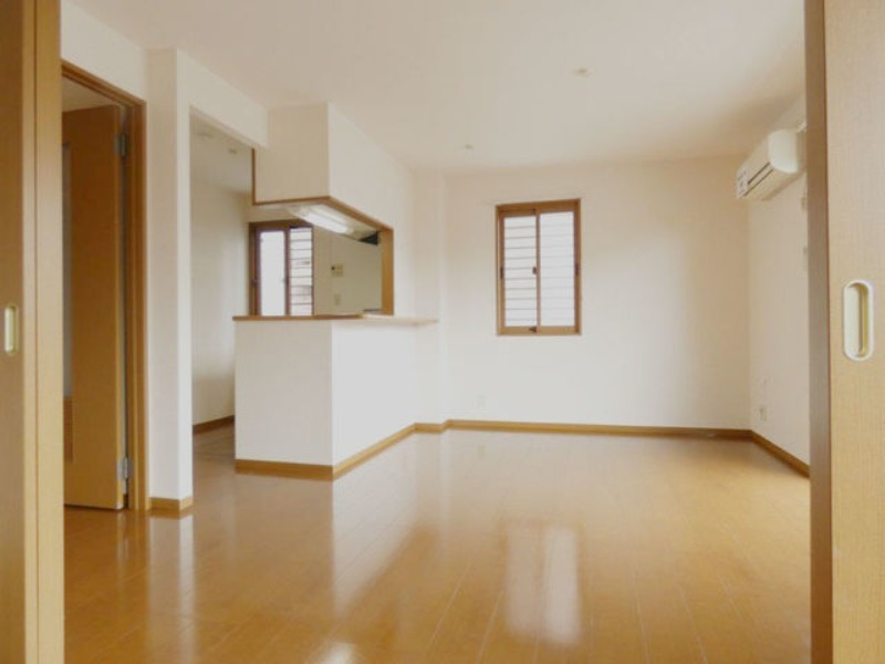 居室・リビング　図面と現状に相違がある場合には現状を優先