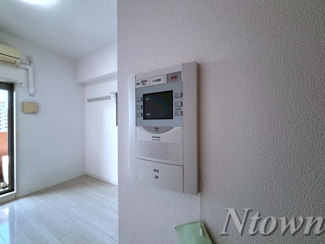 セキュリティ　モニター付きインターホンです