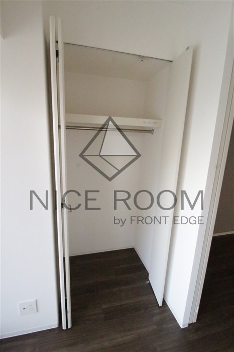 収納　スワンズシティ大阪クレアスト　クローゼット