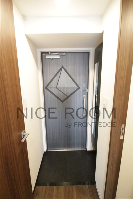 玄関　スワンズシティ大阪クレアスト　玄関