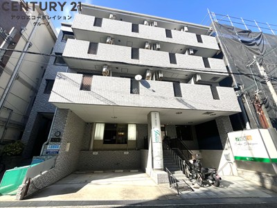 建物外観　居住者専用のごみ置き場があります。