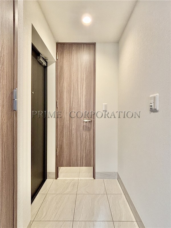 玄関　※参考写真※