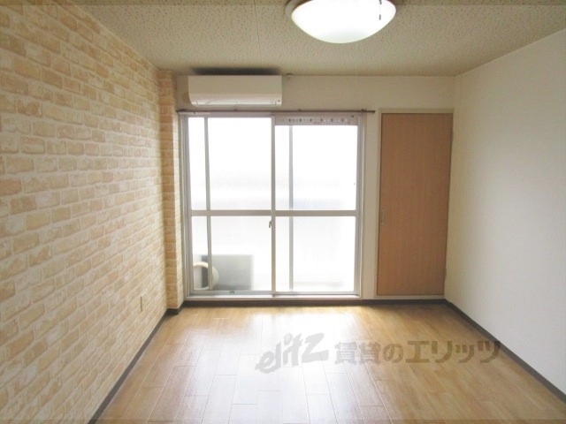 居室・リビング　洋室