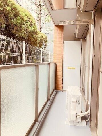 バルコニー　陽当たり良好なバルコニーです
